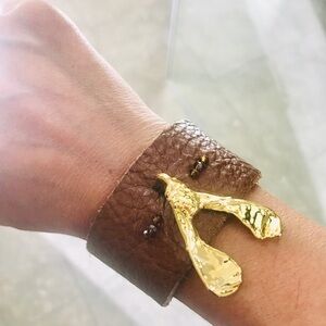 Leather cuff bracelet w 22kt gold Maple tree seed